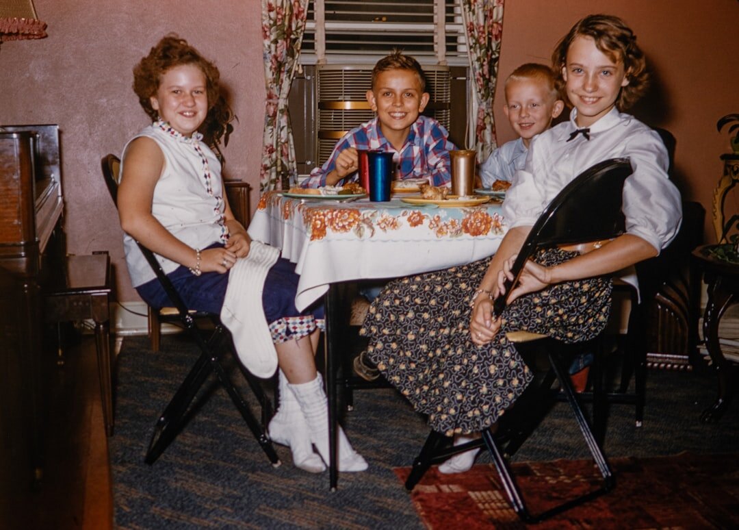 classic sitcom cast
